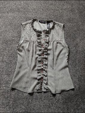 Axcess Gray Sleeveless Ruffle-Front Blouse with Red Buttons